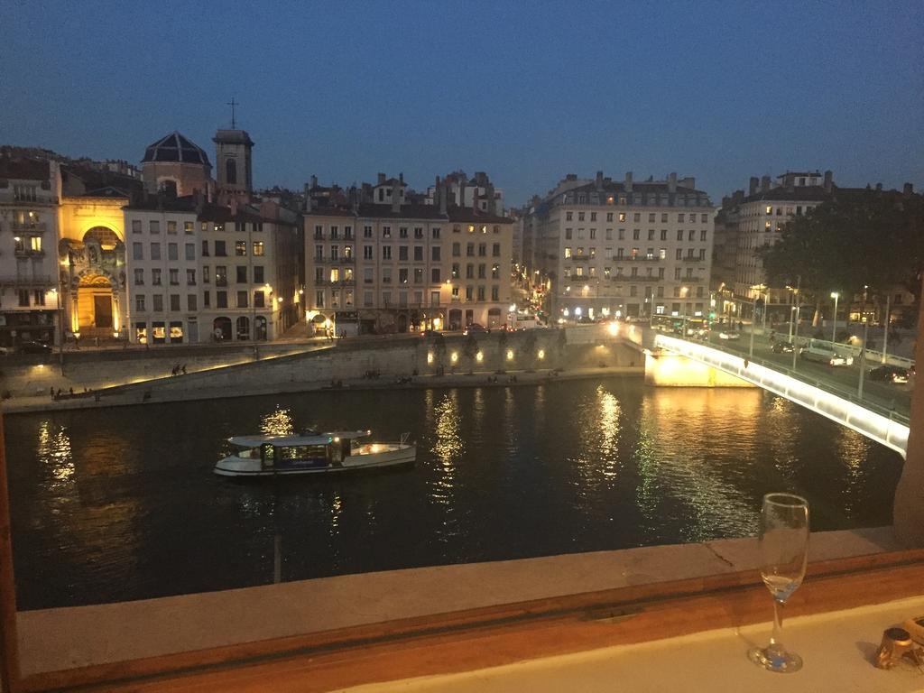 La "Pepite" Du Vieux Lyon Apartment Bagian luar foto